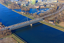 Photographie aérienne de Ponts du Rhin à le quartier Maximiliansau in Wörth am Rhein dans le département Rhénanie-Palatinat, Allemagne