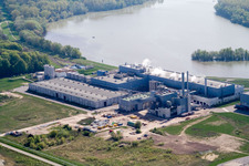 Vue aérienne de Zone industrielle d'Oberwald, usine de papier de palme à Wörth am Rhein dans le département Rhénanie-Palatinat, Allemagne