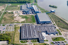 Vue aérienne de Zone industrielle d'Oberwald, usine de papier de palme à Wörth am Rhein dans le département Rhénanie-Palatinat, Allemagne