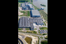 Photographie aérienne de Zone industrielle d'Oberwald, usine de papier de palme à Wörth am Rhein dans le département Rhénanie-Palatinat, Allemagne