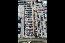 Vue aérienne de Production de camions Daimler à Wörth am Rhein dans le département Rhénanie-Palatinat, Allemagne