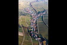 Vue aérienne de Ranschbach dans le département Rhénanie-Palatinat, Allemagne