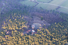 Vue aérienne de Mémorial de la Paix à Edenkoben dans le département Rhénanie-Palatinat, Allemagne