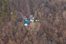 Vue aérienne de Zeter Berghaus à le quartier Diedesfeld in Neustadt an der Weinstraße dans le département Rhénanie-Palatinat, Allemagne