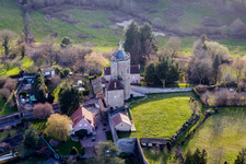 (Bourgogne) à Autun dans le département Saône et Loire, France d'un drone