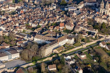 (Bourgogne) à Autun dans le département Saône et Loire, France depuis l'avion
