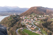 Vue aérienne de San Pietro dans le département Frioul-Vénétie Julienne, Italie