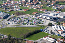 Vue oblique de Fattoria Martina dans le département Frioul-Vénétie Julienne, Italie