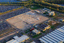 Vue aérienne de Insel Grün avec entrepôt de véhicules de MOSOLF Logistics & Services GmbH à Germersheim dans le département Rhénanie-Palatinat, Allemagne