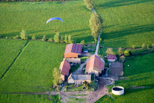 Mertzwiller dans le département Bas Rhin, France d'un drone