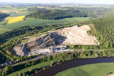Vue aérienne de Travaux de chaux Hehlen à Hehlen dans le département Basse-Saxe, Allemagne