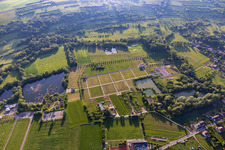 Photographie aérienne de Vestiges Romains / Fouilles romaines à le quartier Reinheim in Gersheim dans le département Sarre, Allemagne