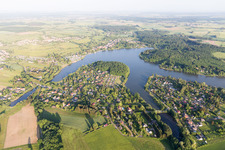 Vue aérienne de Étang du Marais à Hilsprich dans le département Moselle, France