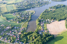 Étang du Marais à Hilsprich dans le département Moselle, France hors des airs