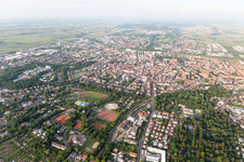 Landau in der Pfalz dans le département Rhénanie-Palatinat, Allemagne d'en haut