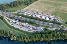 Vue aérienne de Parking de l'autoroute A61 à Speyer dans le département Rhénanie-Palatinat, Allemagne