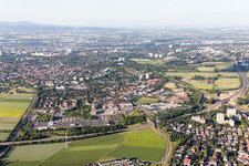 Vue aérienne de Quartier Bretzenheim in Mainz dans le département Rhénanie-Palatinat, Allemagne