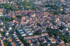 Vue aérienne de Freinsheim dans le département Rhénanie-Palatinat, Allemagne
