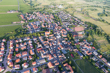 Erpolzheim dans le département Rhénanie-Palatinat, Allemagne hors des airs