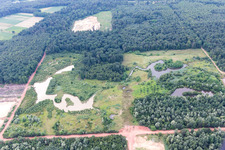 Extraction d'argile à Kesseldorf dans le département Bas Rhin, France hors des airs
