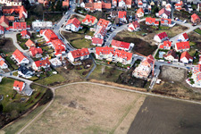 Vue aérienne de Sur la Turnerplatz à le quartier Maximiliansau in Wörth am Rhein dans le département Rhénanie-Palatinat, Allemagne