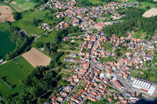 Gumbrechtshoffen dans le département Bas Rhin, France vu d'un drone