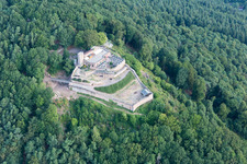 Vue oblique de Ruines du château de Rietburg à Rhodt unter Rietburg dans le département Rhénanie-Palatinat, Allemagne