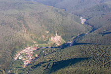 Vue aérienne de Quartier Hardenburg in Bad Dürkheim dans le département Rhénanie-Palatinat, Allemagne