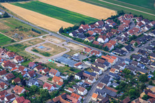 Vue aérienne de Développement de la nouvelle zone de développement Sonnenweg à Kuhardt dans le département Rhénanie-Palatinat, Allemagne