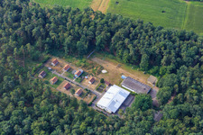 Vue aérienne de Association d'élevage de petits animaux et amoureux des oiseaux P22 Hatzenbühl à Hatzenbühl dans le département Rhénanie-Palatinat, Allemagne