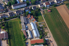 Ferme biologique Kugelmann à Kandel dans le département Rhénanie-Palatinat, Allemagne hors des airs