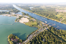 Photographie aérienne de Baggesee et ferry à Seltz dans le département Bas Rhin, France