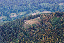 Vue aérienne de Site de décollage des parapentes de Förlenberg à Ranschbach dans le département Rhénanie-Palatinat, Allemagne