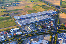 Vue aérienne de Zone industrielle avec groupe pfenning à Heddesheim dans le département Bade-Wurtemberg, Allemagne