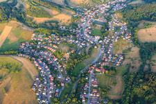Vue aérienne de Quartier Weiher in Mörlenbach dans le département Hesse, Allemagne