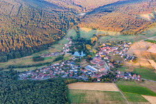 Vue aérienne de Quartier Rehbach in Michelstadt dans le département Hesse, Allemagne