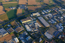 Vue aérienne de Zone industrielle sur l'A5 avec TLB - UNILEVER à Heppenheim dans le département Hesse, Allemagne