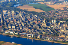 Vue aérienne de Quartier BASF in Ludwigshafen am Rhein dans le département Rhénanie-Palatinat, Allemagne