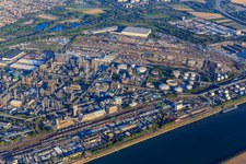 Photographie aérienne de Quartier BASF in Ludwigshafen am Rhein dans le département Rhénanie-Palatinat, Allemagne