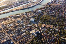 Vue oblique de Quartier Mitte in Ludwigshafen am Rhein dans le département Rhénanie-Palatinat, Allemagne