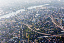 Photographie aérienne de Hochstrasse à le quartier Mitte in Ludwigshafen am Rhein dans le département Rhénanie-Palatinat, Allemagne