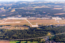 Base aérienne américaine à le quartier Ramstein in Ramstein-Miesenbach dans le département Rhénanie-Palatinat, Allemagne vue d'en haut