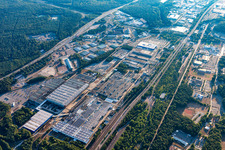 Vue aérienne de Usine automobile Opel Kaiserslautern à le quartier Hohenecken in Kaiserslautern dans le département Rhénanie-Palatinat, Allemagne