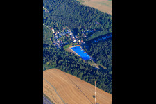 Vue aérienne de Piscine extérieure Waschmühle à le quartier Morlautern in Kaiserslautern dans le département Rhénanie-Palatinat, Allemagne