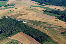 Vue aérienne de Aérodrome près de Meisenheim à Becherbach dans le département Rhénanie-Palatinat, Allemagne