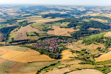 Vue aérienne de Niedermoschel dans le département Rhénanie-Palatinat, Allemagne