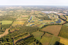 Terrains des parcours de golf Green Eagle (Luhe) à le quartier Luhdorf in Winsen dans le département Basse-Saxe, Allemagne d'un drone