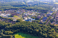 Vue aérienne de Campus-Université-Zone Bâtiment central Université Leuphana Lüneburg par l'architecte Libeskind à le quartier Bockelsberg in Lüneburg dans le département Basse-Saxe, Allemagne