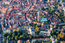 Vue aérienne de Église Saint-Jean à Lüneburg dans le département Basse-Saxe, Allemagne