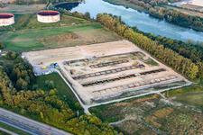 Vue aérienne de Ancien parc de stockage en cours de démantèlement à Jockgrim dans le département Rhénanie-Palatinat, Allemagne
